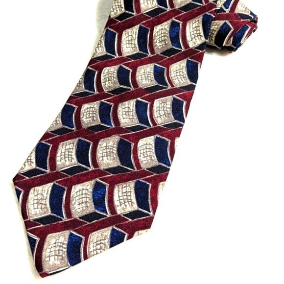 Men's Vintage 100% Silk Tie Checkered Abstract Motif by Cluett - Picture 14 of 14